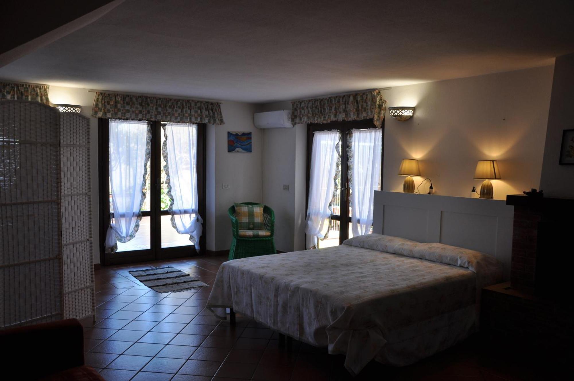 Villa Giusy 2 Appartamenti Indipendenti A Locazione Turistica Breve -G&P Holiday Home Valderice Luaran gambar